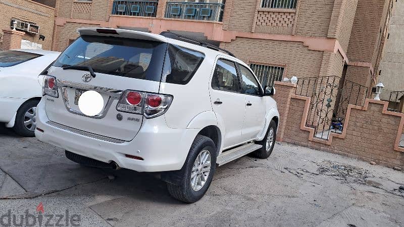 Toyota Fortuner 2013 URGENT SALE FAMILY USED 6