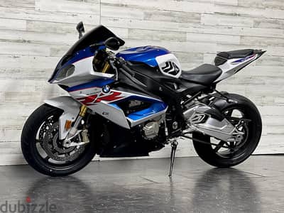 2017 BMW S1000RR  (+97466574363)