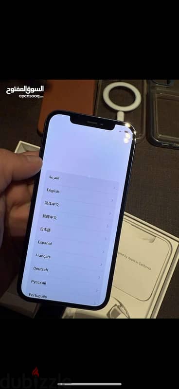 ايفون 12 عادي -128 جيجابايت - غير مفتوح - كل شئ يعمل - بطاريه٧٧-كرتونه