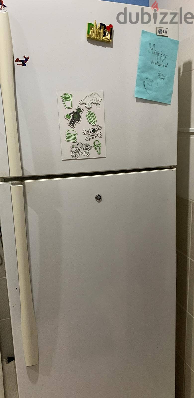 LG 390Lite rrefrigerator for sale 0