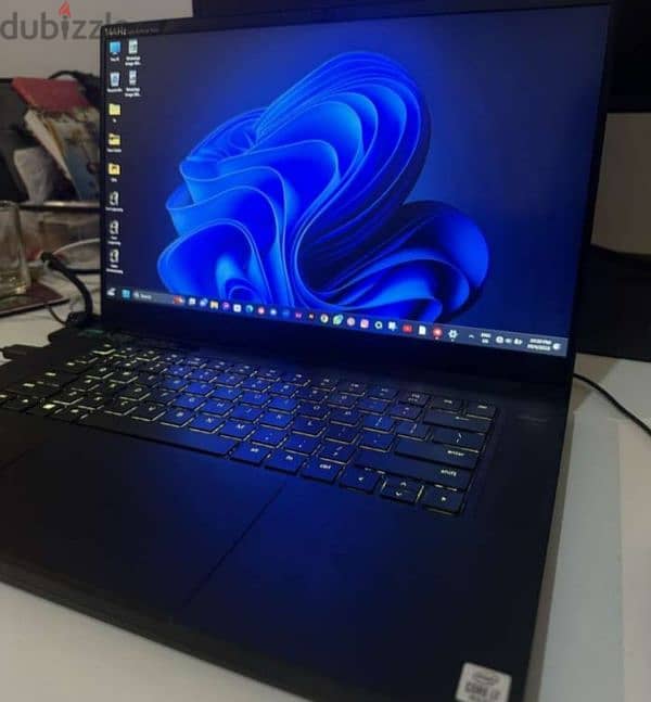 RAZER BLADE 15 RTX2060 0