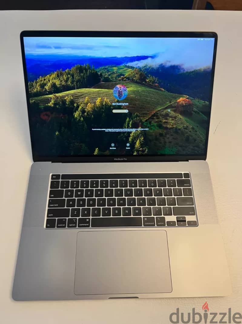 WHATSAPP +44 7946 586943 MacBook Pro 16" (512GB SSD, Intel Core i7 9th 1