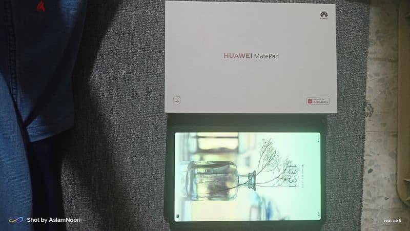 Huawei madpad 10.4 in with sim 1