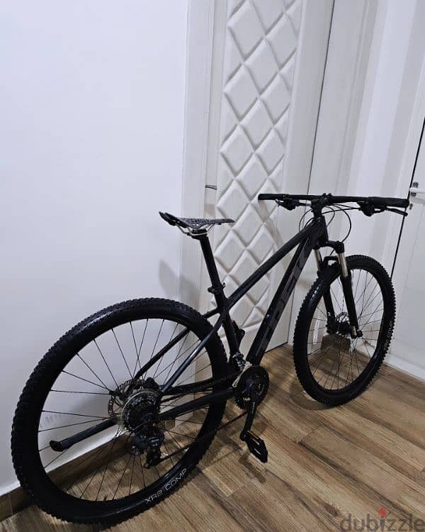 Trek Marlin 5 Mountain Bike 7