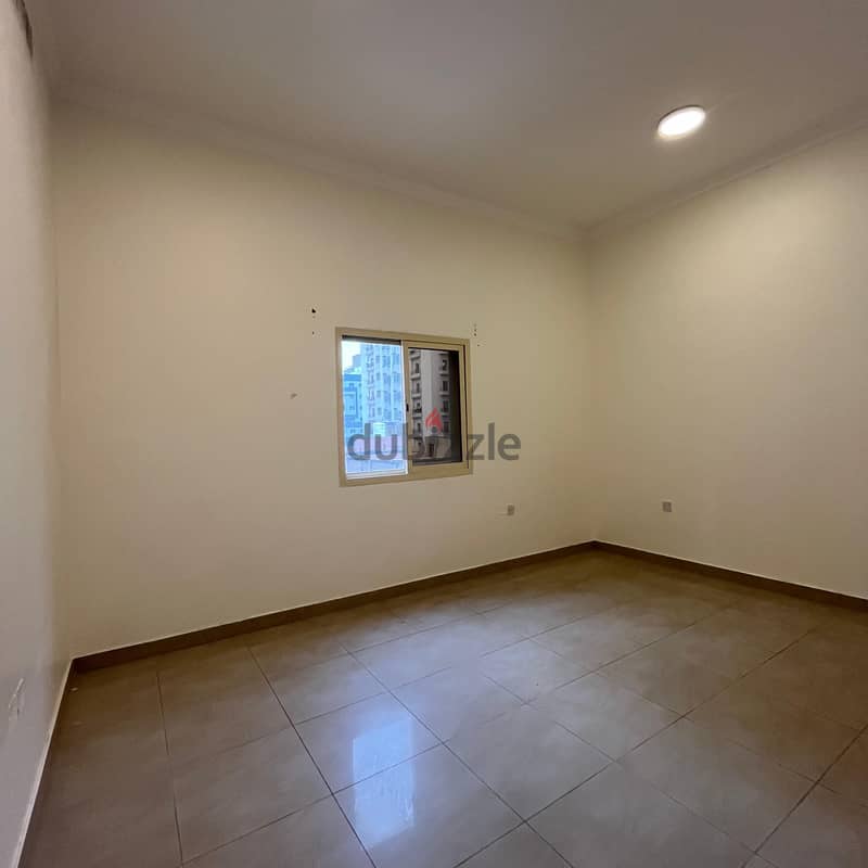 Apartment for rent in Hawally, Block 10 2