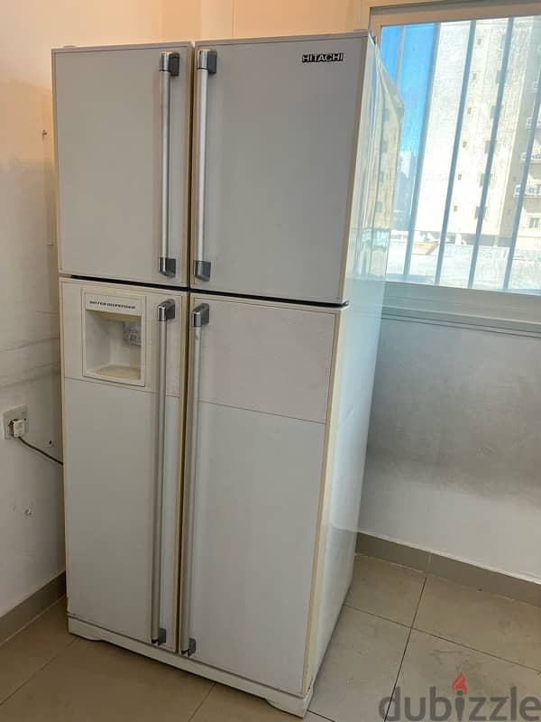 Hitachi fridge with Water dispenser 0