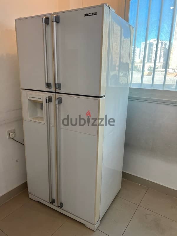 Hitachi fridge with Water dispenser 3