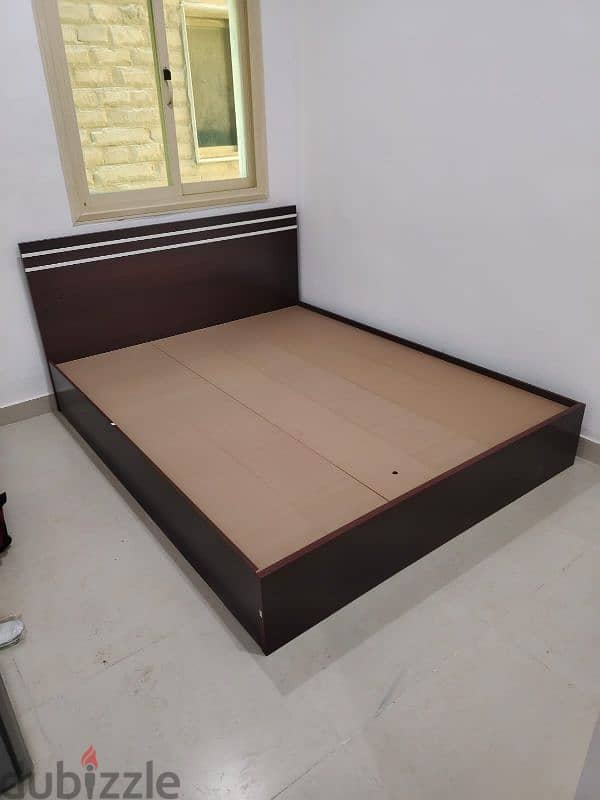 double bed queen size with extra comfort mattress 1