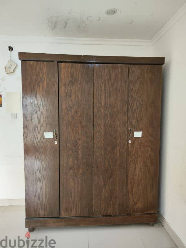 wooden wardrobe 0