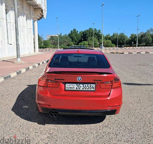 BMW 3-Series 2012 1