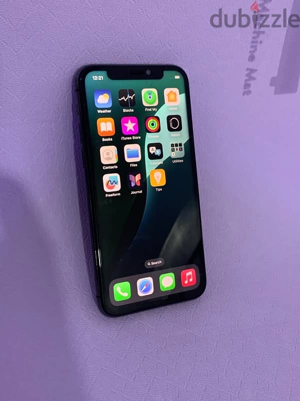 iPhone 11 Pro 256gb battery 84% display change 5