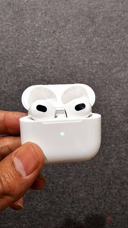 Airpods 3 original with bill box. 3