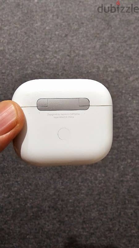 Airpods 3 original with bill box. 4