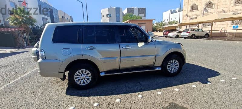 Mitsubishi Pajero 2013 1