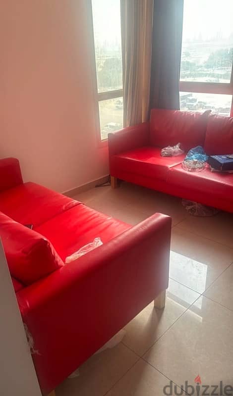 three pieces sofa set 0