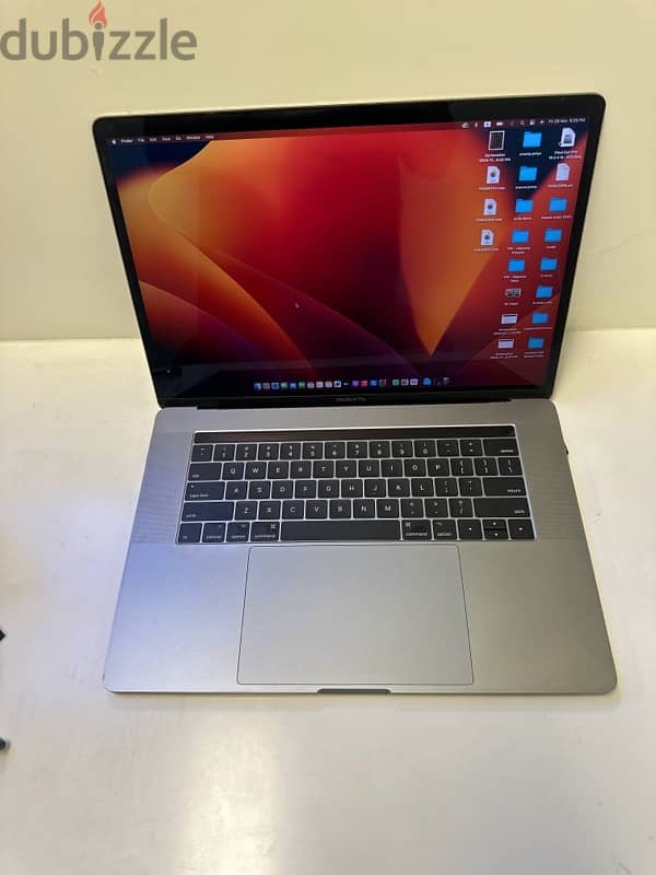 used Mac book pro 16 gb 500 gb ssd i7 0