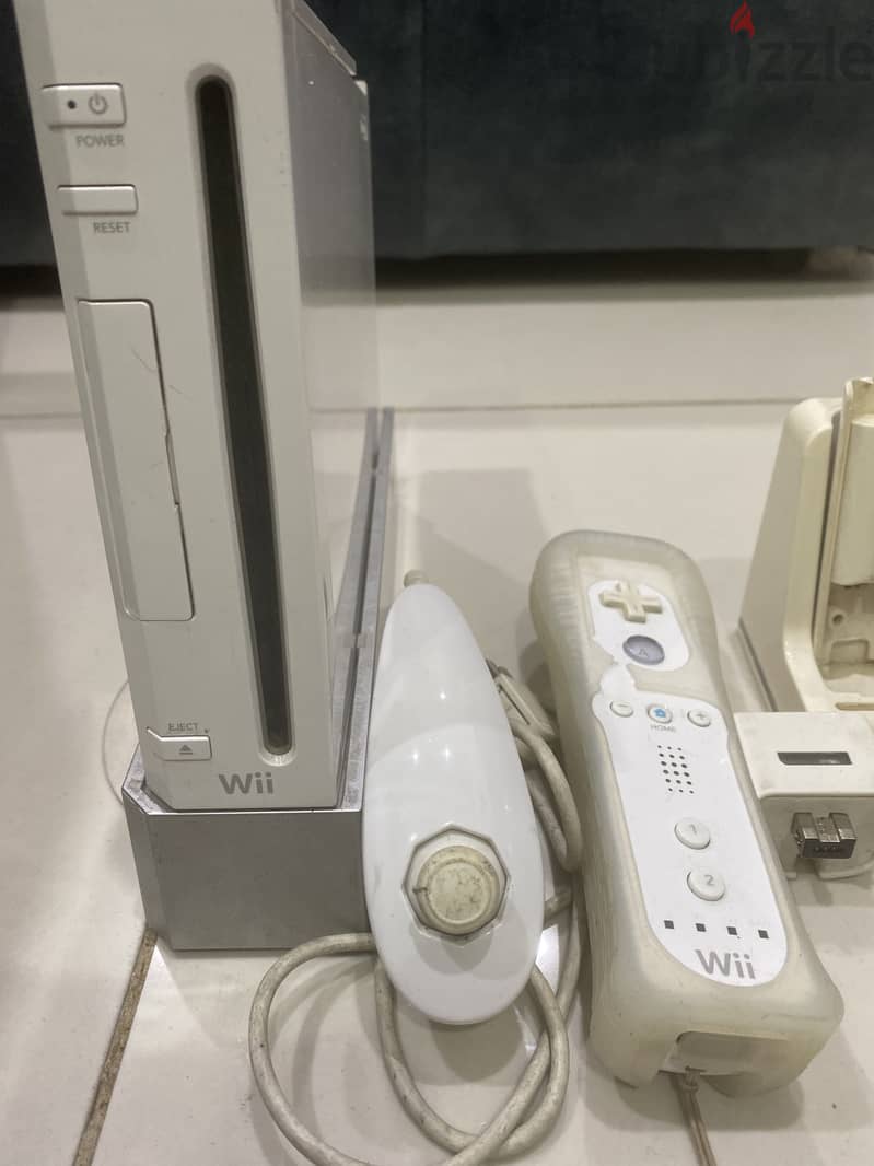 Nitendo game Console 1