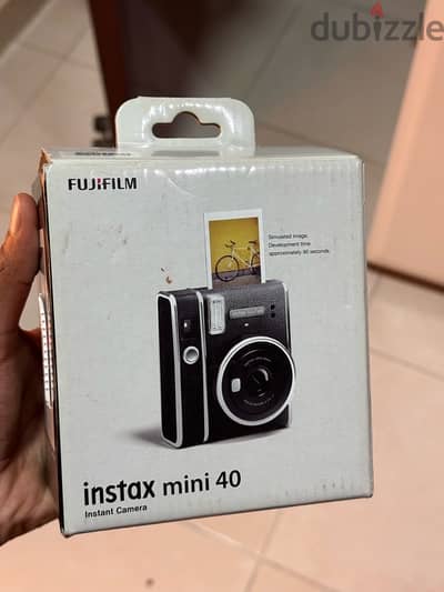 FUJIFILM INSTAX Mini-40 FOR SALE. Original packaging