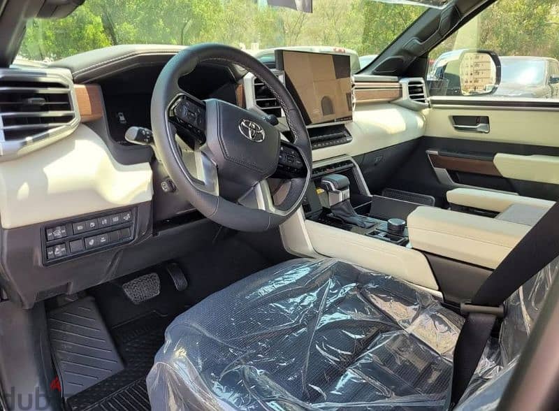 Toyota Sequoia 2023 8