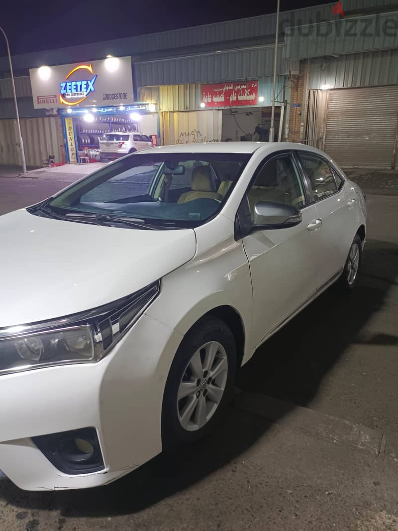 Toyota Corolla 2015 4