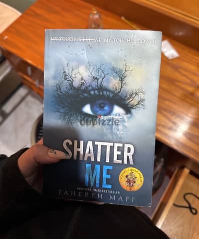 shatter me book