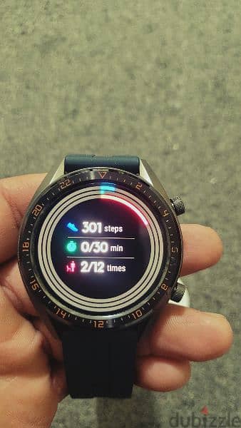 Huawei watch gt orginal looks like new 1