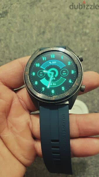 Huawei watch gt orginal looks like new 6