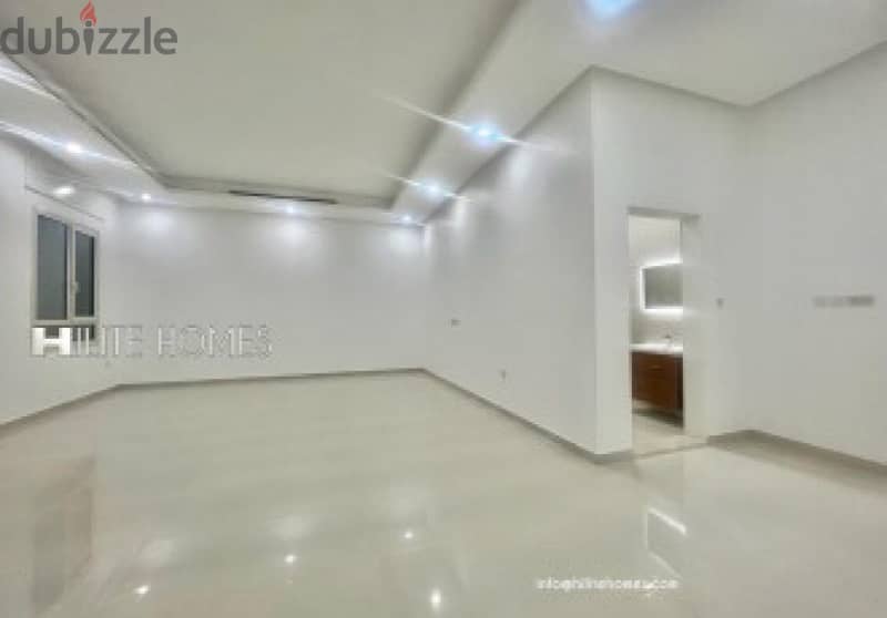 Three master bedroom floor for rent in Al Salam area 1