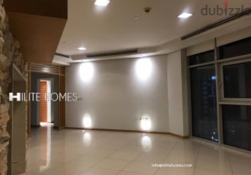 Full floor Sea view apartment for rent in Salmiya. 2