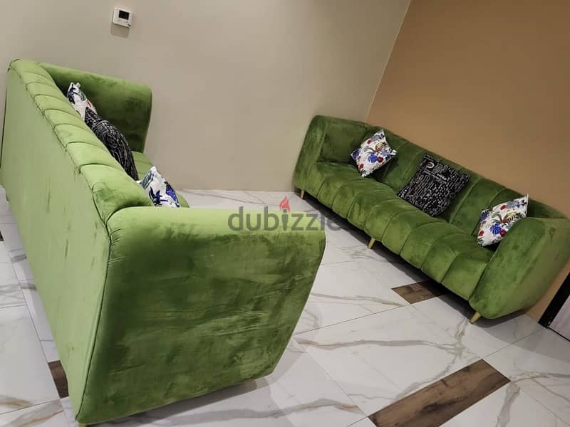 less used sofa set 2