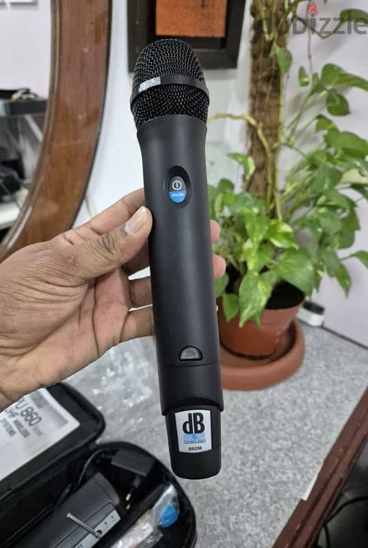 DB TECHNOLOGY WIRELESS MIC 13