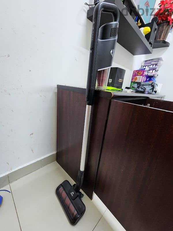 vaccum cleaner (Cordless) 1