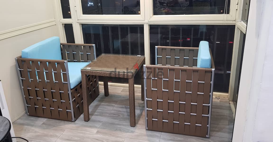 طقم جلوس خارجي قطعتين وطاوله outside set of 2 Rattan Chairs and Table 0