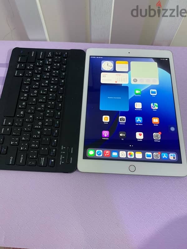 iPad 8 Wi-Fi 10.2 inch screen 32gb iOS 18.1 version 2