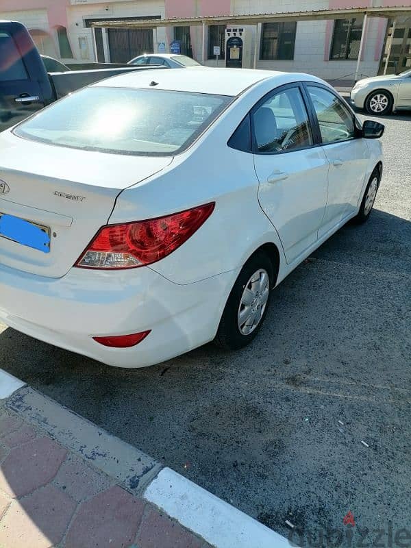 Hyundai Accent 2012 9