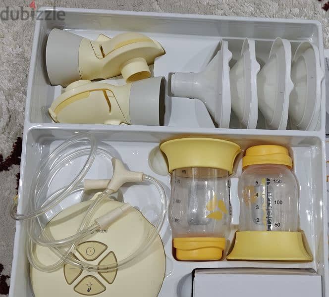 Medela dual milk pump 1