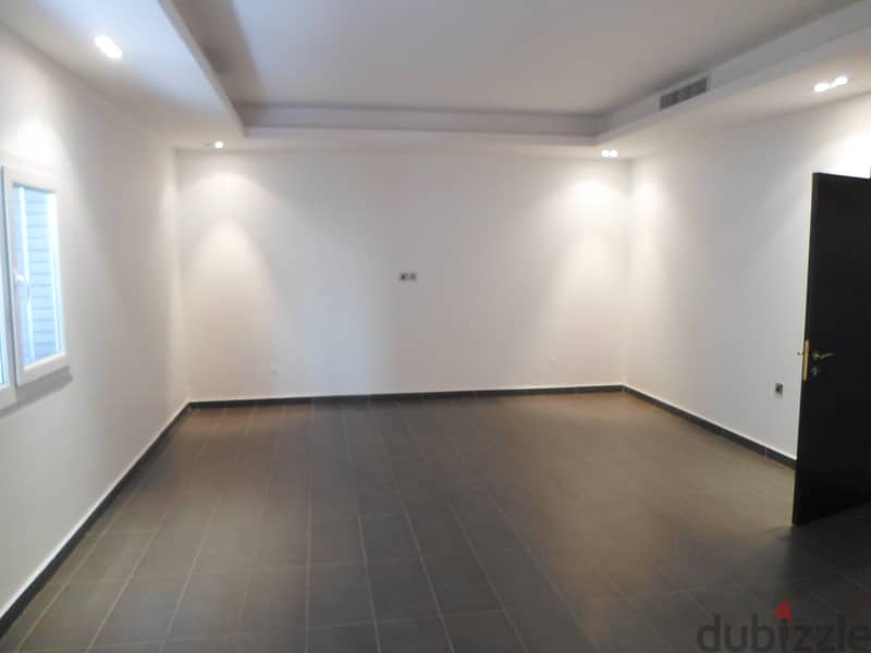 Beautifully 4 bedroom floor in abu fatira. 0