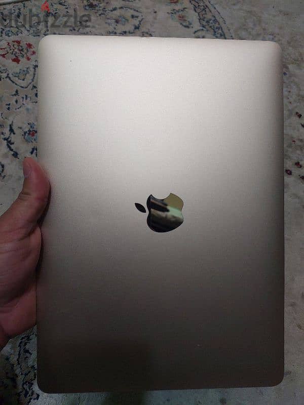 Apple MacBook core M3 8gb ram 256ssd good battery like new 3