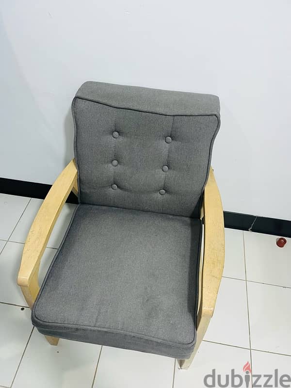 single seater sofa. grey 1