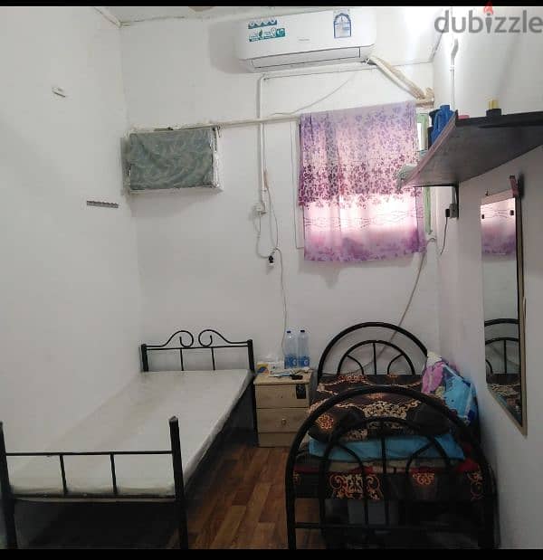 Bedspace and share room available in salmiya block -12 contact now 1