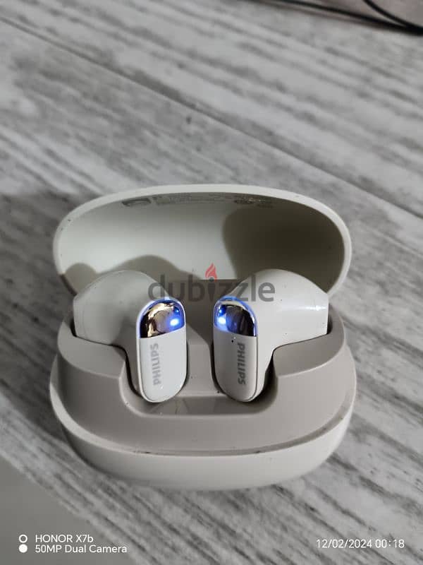 philips airpod good condition 15 day use 1