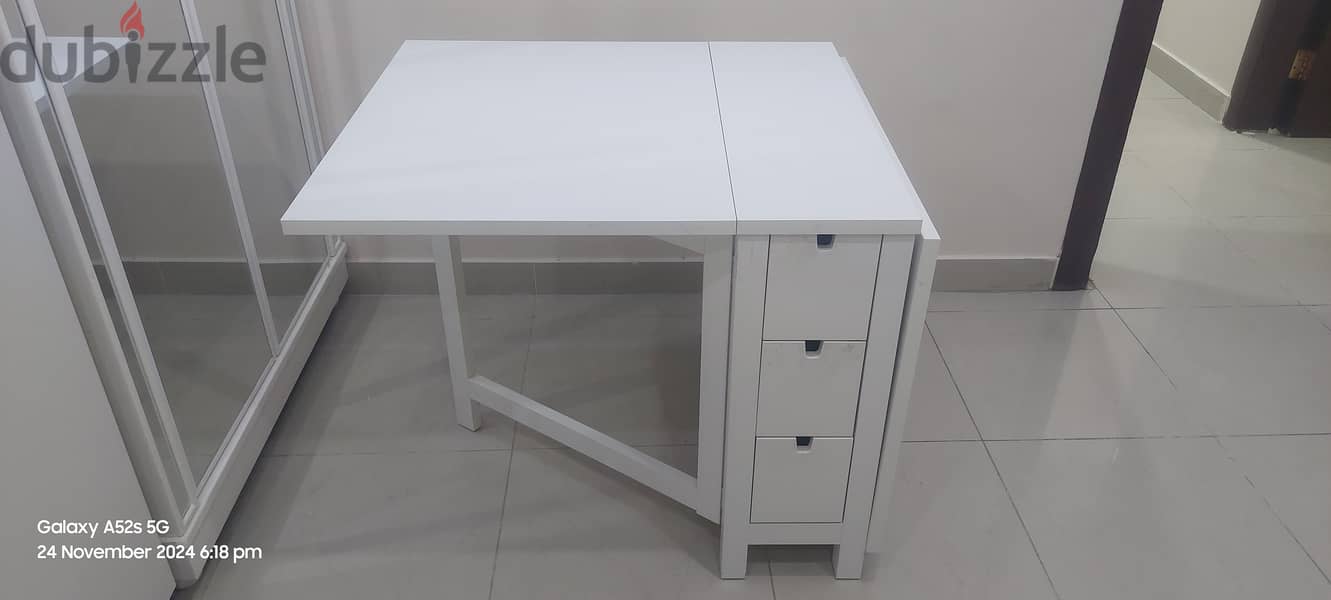 Ikea foldable table 1