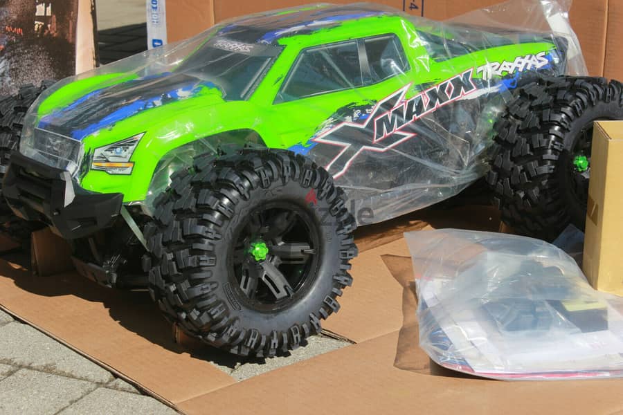 Traxxas 77086-4 Grün X X-Maxx 8S Brushless 1