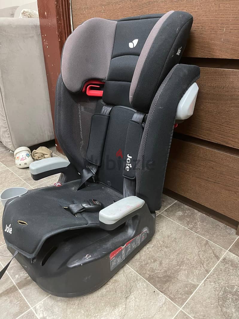 Joie car seat 0