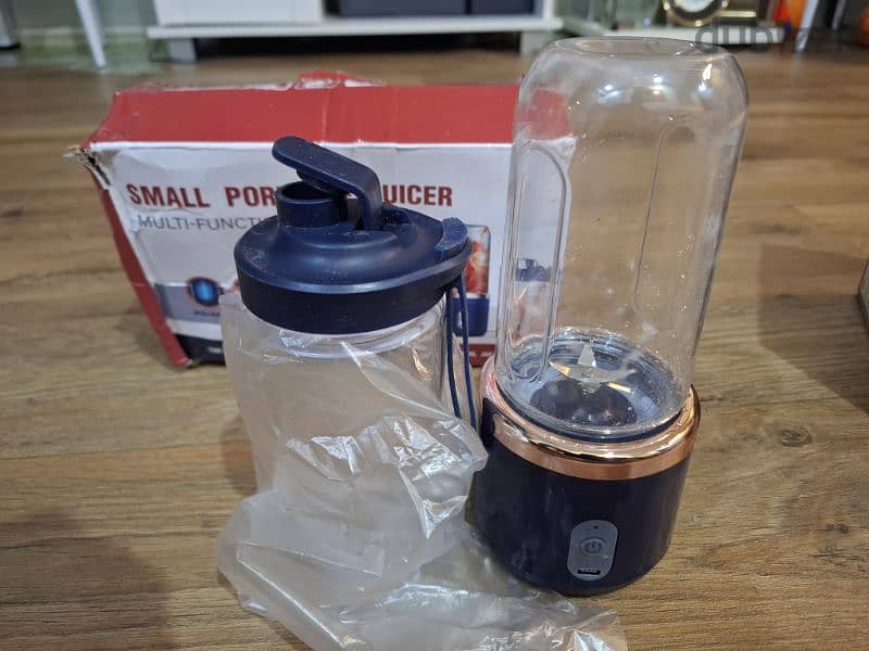 Philips Egg Cooker & Portable Juicer 1