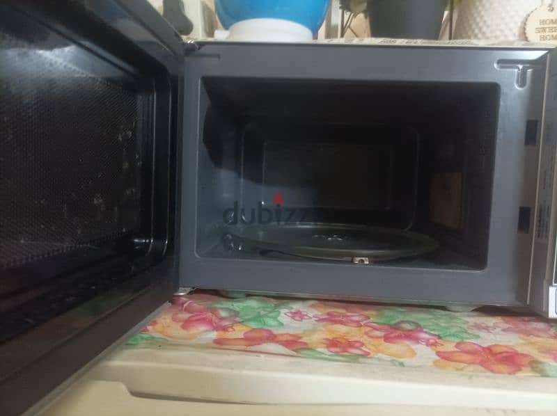 SHARP used   micro  oven  good condition51063154 1