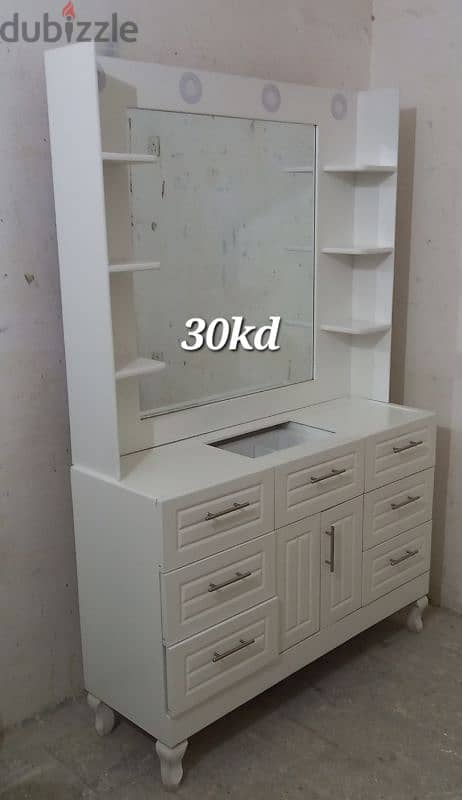 bed And Cabinets Selling if interested kol 96705257 WhatsApp 5