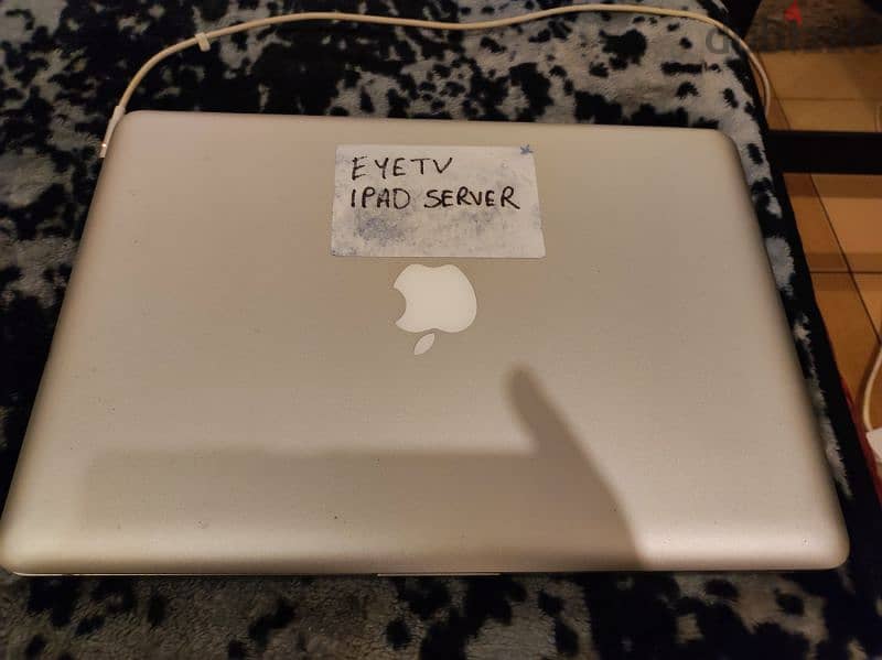 MacBook pro 1TB storage 16GB Ram 6