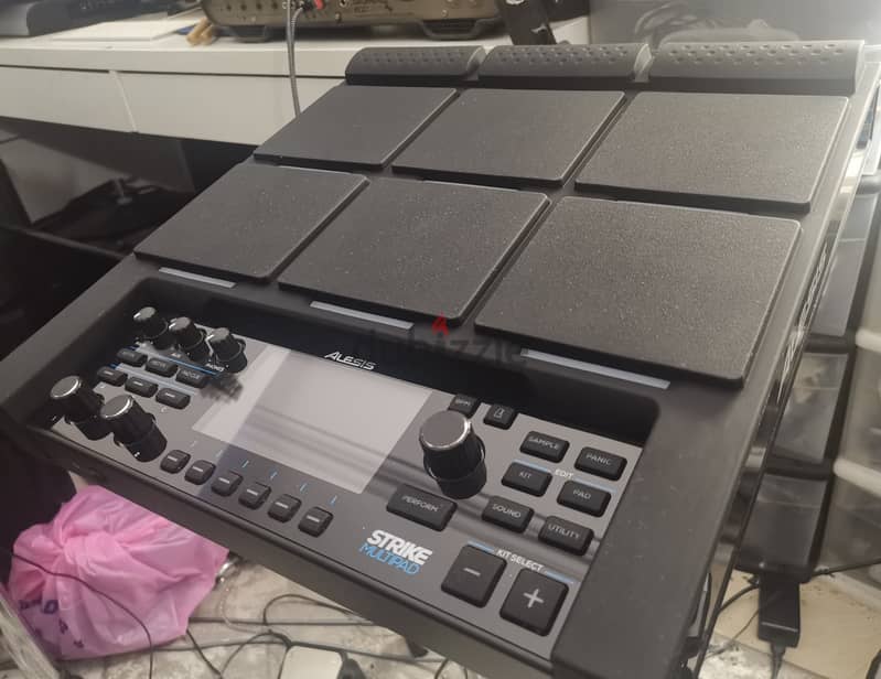 ALESIS STRIKE MULTIPAD 6