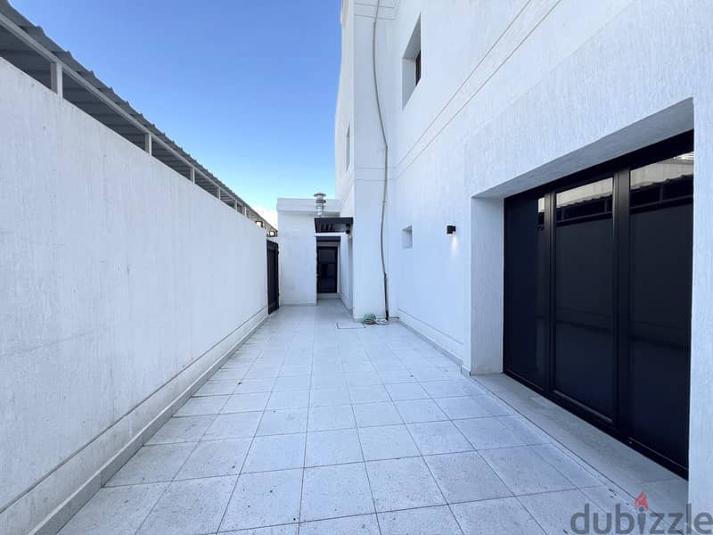 Bayan – great, contemporary six bedroom villa w/pool 15